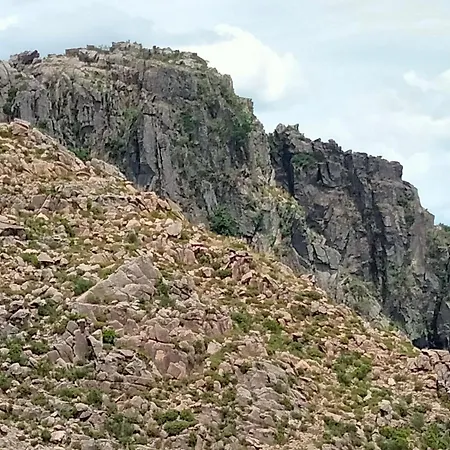 Dans L'atelier Unidade Porta Nova Hostel *