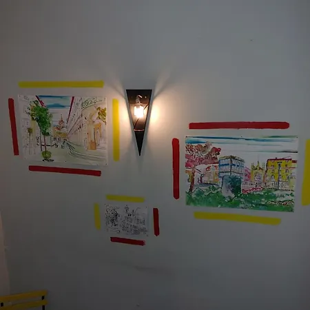 Dans L'atelier Unidade Porta Nova 호스텔