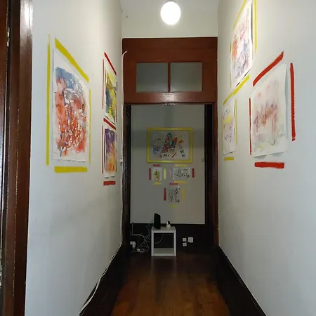 Hostel Dans L'atelier Unidade Porta Nova *