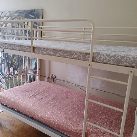 Dans L'atelier Unidade Porta Nova Hostel