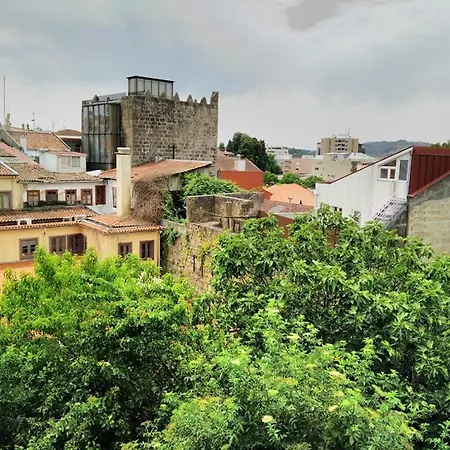 Dans L'atelier Unidade Porta Nova Hostel *