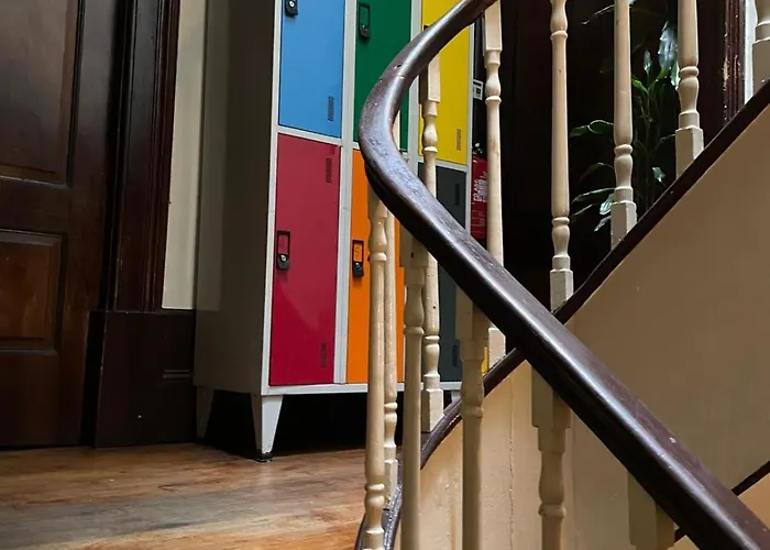 Dans L'atelier Unidade Porta Nova Albergue Braga